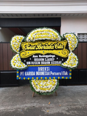 Papan Bunga Duka di Lateri